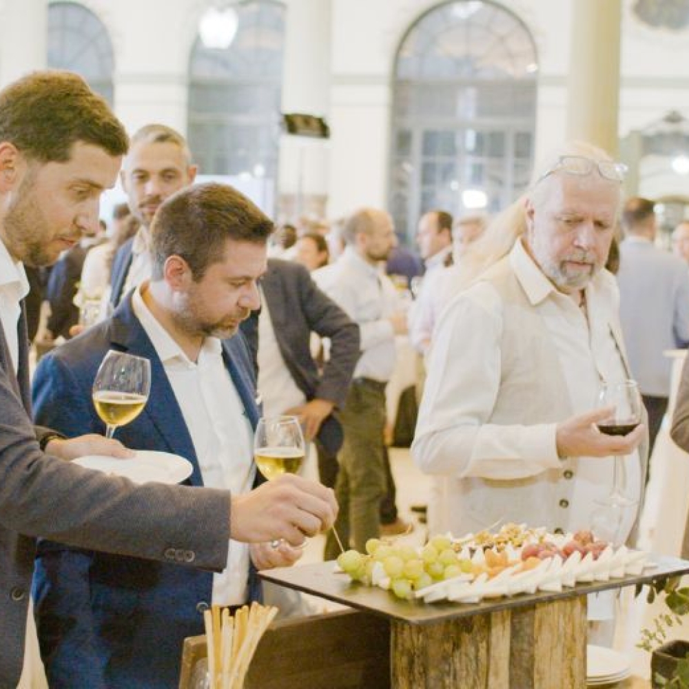 Adm Sevilla 24 Cocktail 2